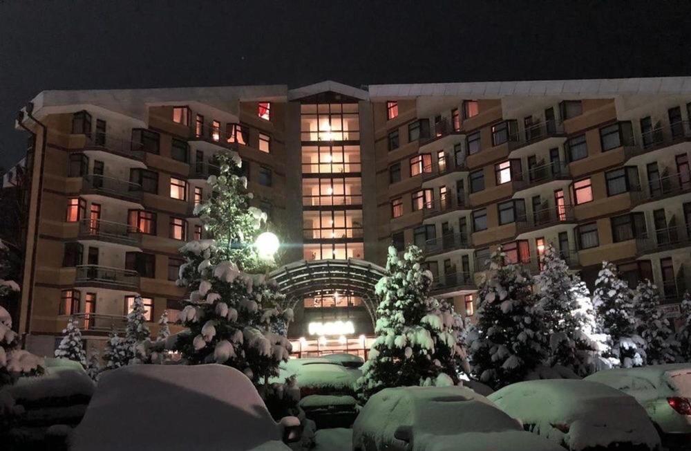בורובץ Flora Apartment 612A מראה חיצוני תמונה